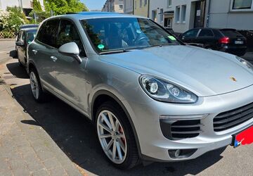 Porsche Cayenne 193.000 km 33.500 &euro; Essen 45128
