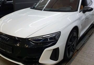 Audi RS e-tron GT 71.795 km 59.290 &euro; Hagen 58091