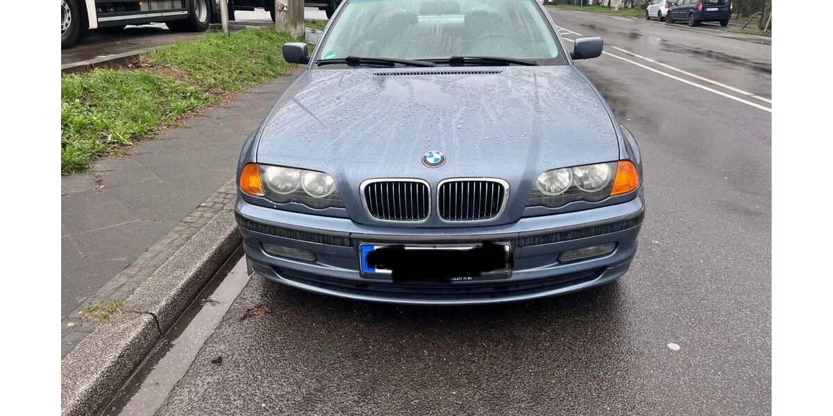 BMW 320 269.000 km 2.100 &euro; Bochum 44892