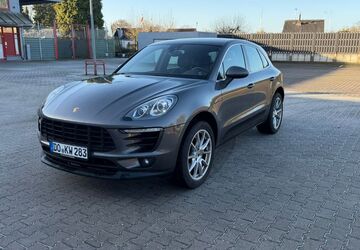Porsche Macan 140.500 km 31.500 &euro; Dortmund 44388