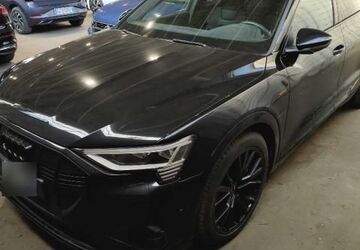 Audi e-tron 39.998 km 38.340 &euro; Hagen 58091