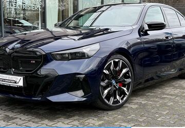 BMW i5 7.691 km 68.570 &euro; Mülheim 45472