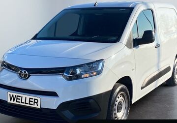 Toyota Proace City 41.604 km 17.970 &euro; Dortmund 44143