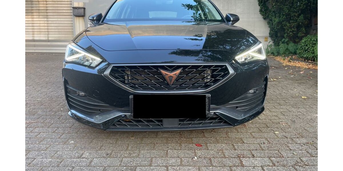Cupra Leon 28.300 km 19.950 &euro; Essen 45143