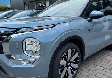Mitsubishi Outlander 10.900 km 50.490 &euro; Dorsten 46282