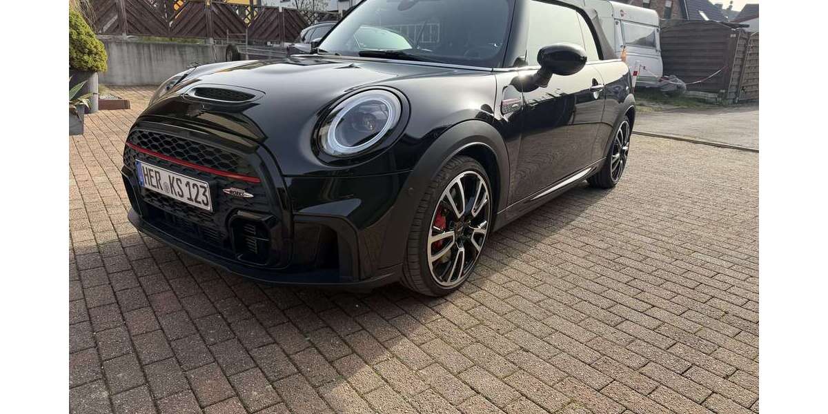 Mini John Cooper Works Cabrio 35.993 km 33.490 &euro; Herne 44651
