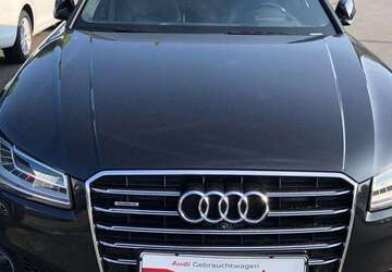 Audi A8 220.000 km 27.600 &euro; Essen 45279