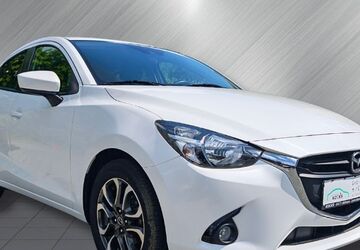 Mazda 2 98.347 km 10.845 &euro; Mülheim 45473