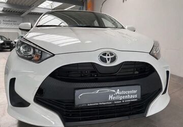 Toyota Yaris 12.197 km 19.580 &euro; Heiligenhaus 42579