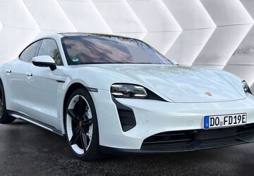 Porsche Taycan 106.980 km 56.990 &euro; Dortmund 44263