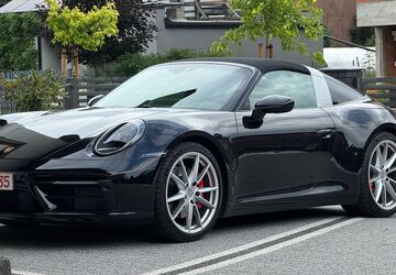 Porsche 992 2.122 km 145.500 &euro; Dortmund 44379