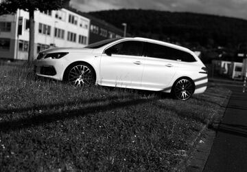 Peugeot 308 135.000 km 14.500 &euro; Schwelm 58332