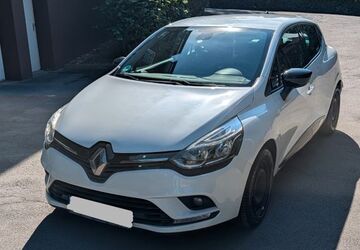 Renault Clio 181.000 km 3.890 &euro; Essen 45357