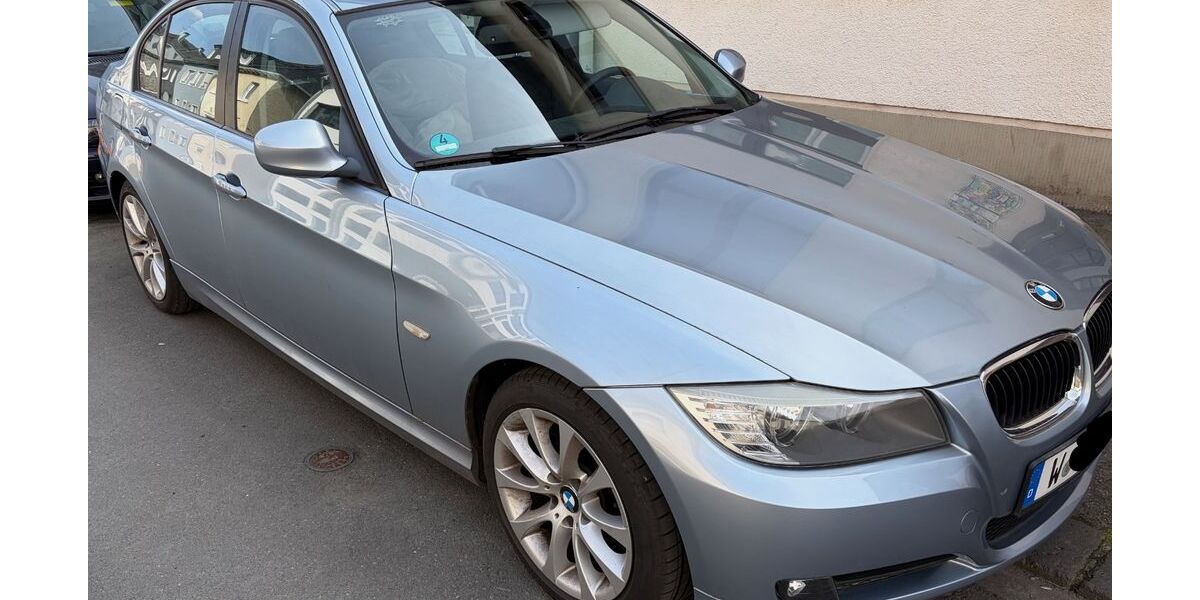 BMW 318 43.086 km 9.000 &euro; Wuppertal 42289