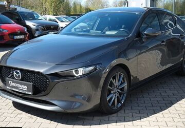 Mazda 3 92.943 km 18.880 &euro; Bottrop-Kirchhellen 46244