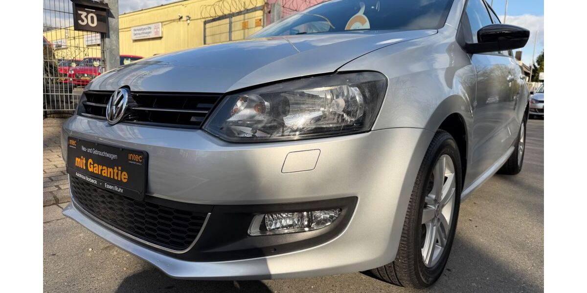 VW Polo 61.214 km 7.890 &euro; Essen - Borbeck 45355