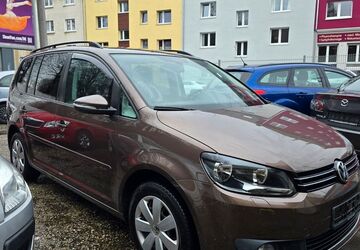 VW Touran 128.000 km 8.300 &euro; Essen 45144