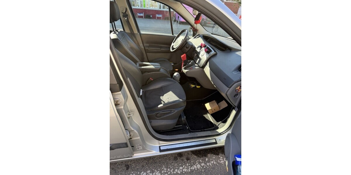 Renault Scenic 115.000 km 3.499 &euro; Heiligenhaus 42579