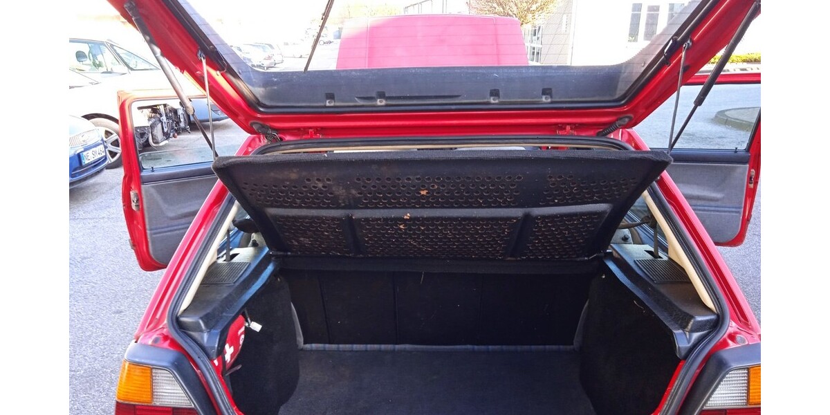 VW Golf II 170.000 km 2.999 &euro; Wuppertal 42275