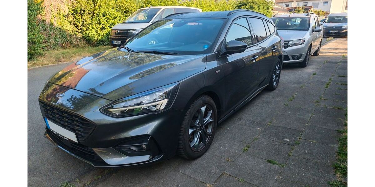 Ford Focus 57.500 km 12.499 &euro; Recklinghausen 45663