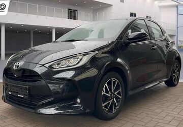 Toyota Yaris 43.000 km 13.700 &euro; Lünen 44534