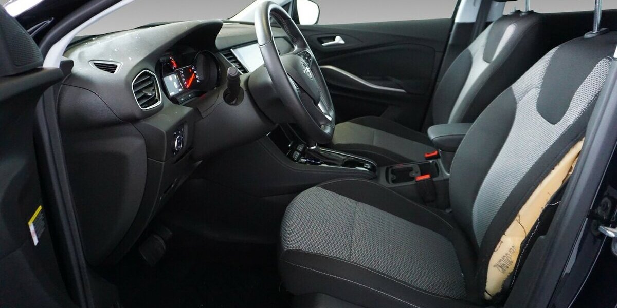 Opel Grandland X Automatik Navi PDC 9.845 km 9.100 &euro; Wuppertal 42327