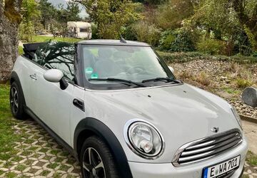 Mini Cooper Cabrio 80.199 km 9.500 &euro; Bochum 44801