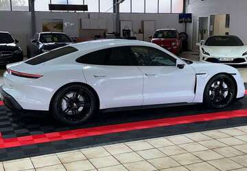 Porsche Taycan 89.500 km 61.500 &euro; Oberhausen 46047