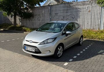 Ford Fiesta 129.000 km 3.300 &euro; Herne 44627
