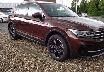 VW Tiguan 72.041 km 33.250 &euro; Selm 59379