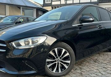 Mercedes-Benz B 180 254.564 km 13.900 &euro; Wuppertal 42117