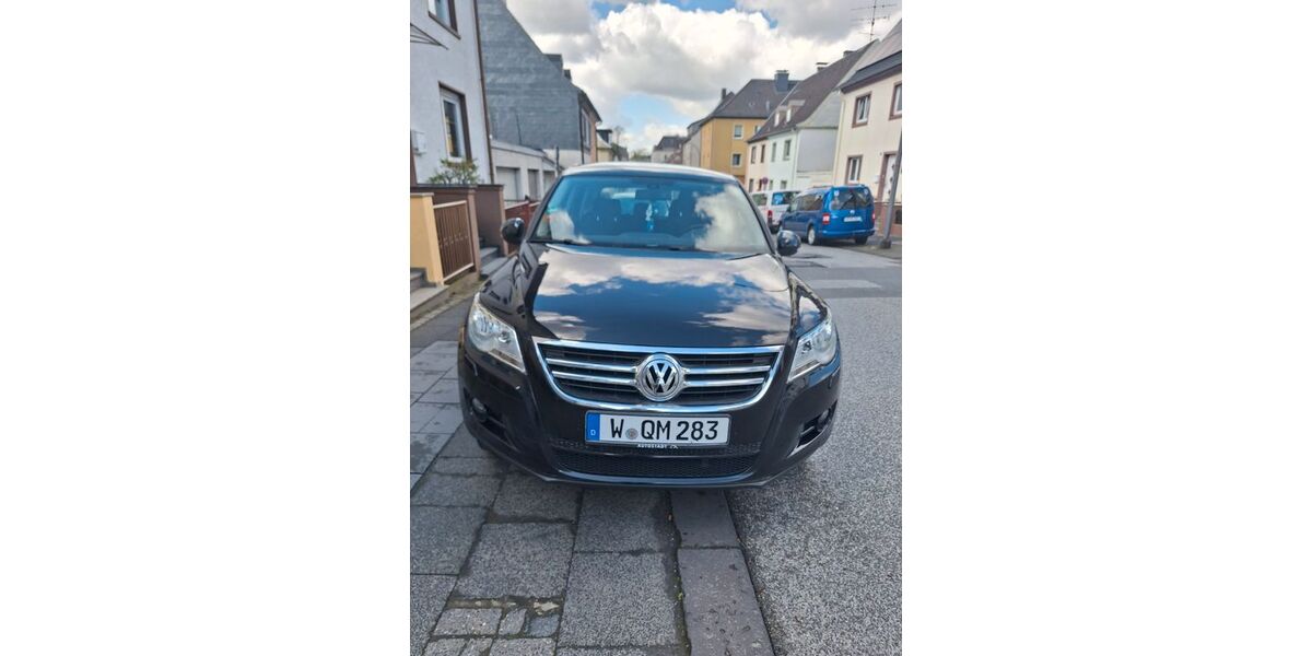 VW Tiguan 109.000 km 7.200 &euro; Wuppertal 42277