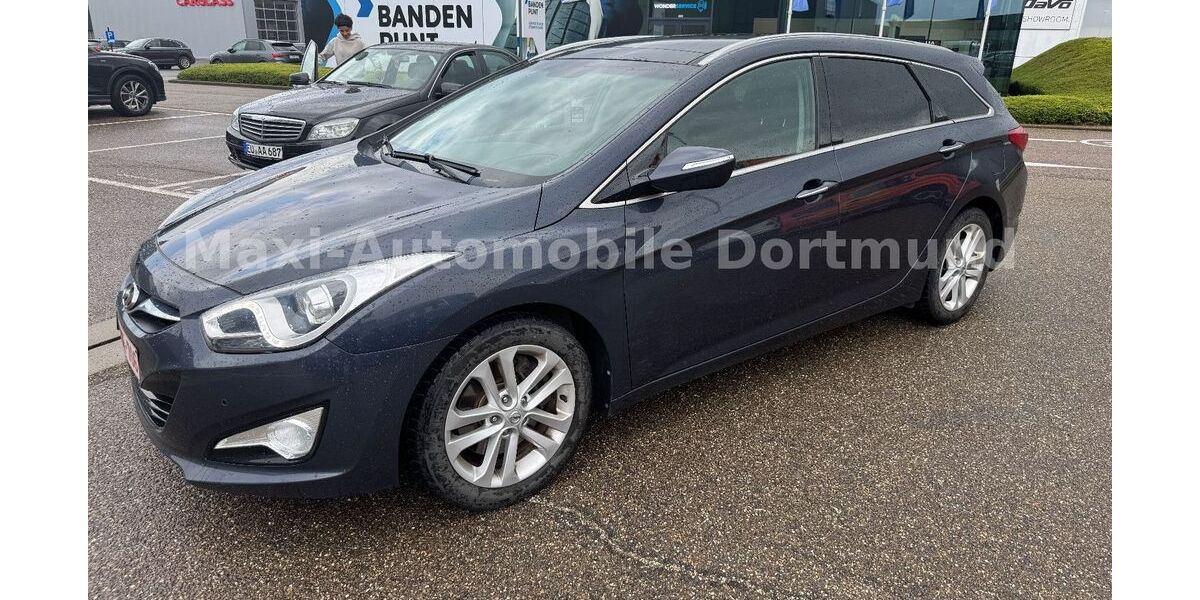Hyundai i40 199.000 km 3.999 &euro; dortmund 44369