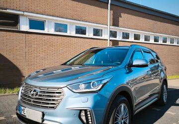 Hyundai Grand Santa Fe 121.700 km 22.750 &euro; Velbert 42549