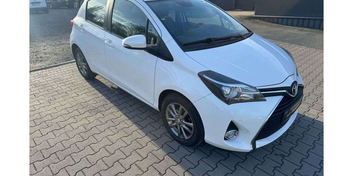 Toyota Yaris 65.000 km 9.890 &euro; Dortmund 44319