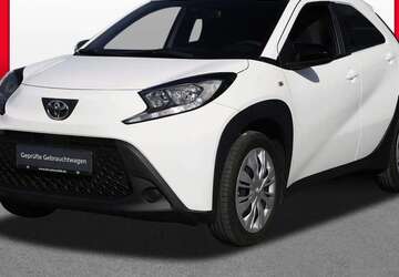 Toyota Aygo 23.700 km 12.879 &euro; Oberhausen 46149