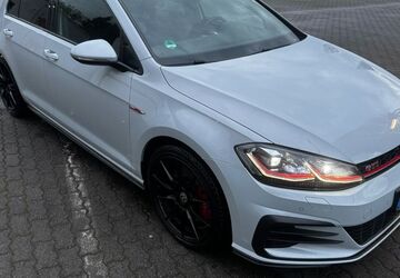 VW Golf 71.000 km 23.999 &euro; Recklinghausen 45665