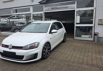 VW Golf 124.000 km 16.490 &euro; Gladbeck 45966