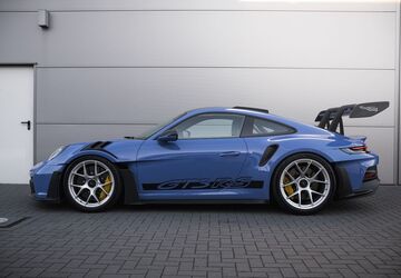 Porsche 992 4.500 km 322.900 &euro; Holzwickede 59439