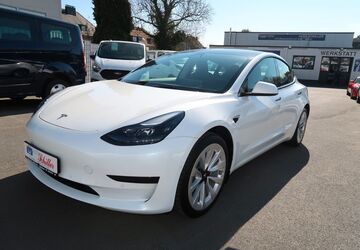 Tesla Model 3 130.000 km 23.400 &euro; Bochum 44803
