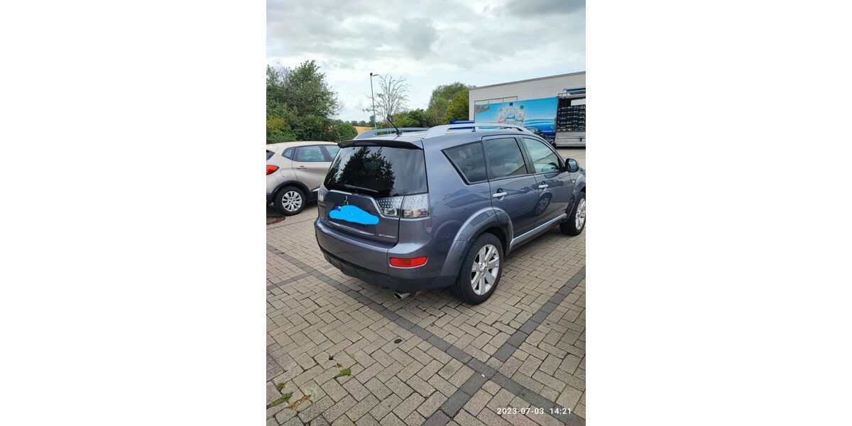 Mitsubishi Outlander 222.000 km 7.100 &euro; Velbert 42549