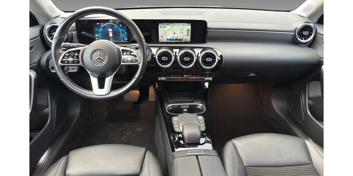 Mercedes-Benz CLA 180 Shooting Brake d Autom.MBUX AHK 152.593 km 11.200 &euro; Wuppertal 42327