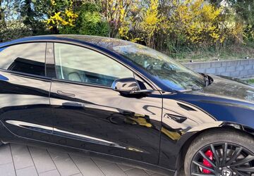 Tesla Model 3 68.000 km 30.200 &euro; Essen 45127