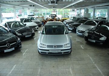 VW Golf 110.000 km 3.490 &euro; Essen 45356