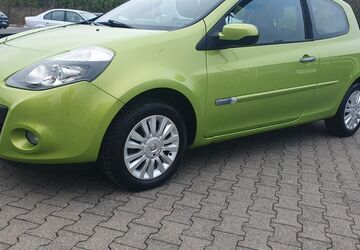 Renault Clio 112.015 km 4.999 &euro; Essen 45326