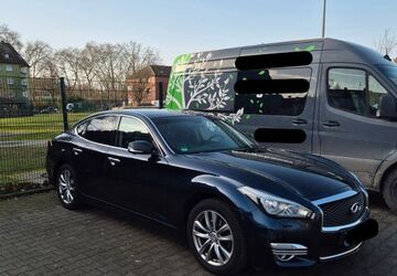 INFINITI Q70 271.750 km 12.999 &euro; Essen 45130
