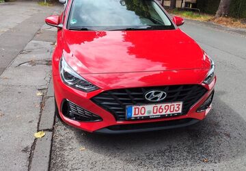 Hyundai i30 76.000 km 12.350 &euro; Dortmund 44143