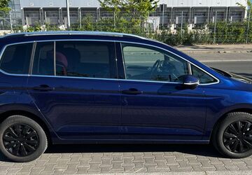 VW Touran 143.000 km 17.200 &euro; Herne 44652