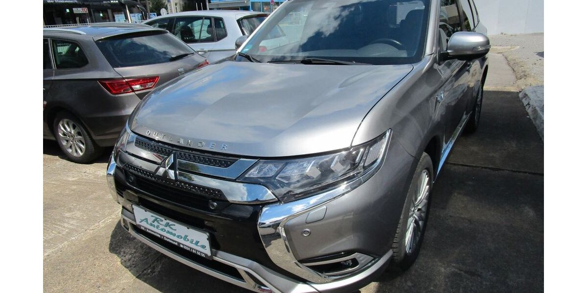 Mitsubishi Plug-in Hybrid Outlander 52.600 km 25.990 &euro; Dortmund 44379