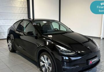 Tesla Model Y 93.901 km 29.990 &euro; Wuppertal 42287